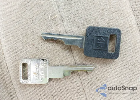 1985 GMC C1500 from USA, damaged, VIN 1GTDC14H0FS502910